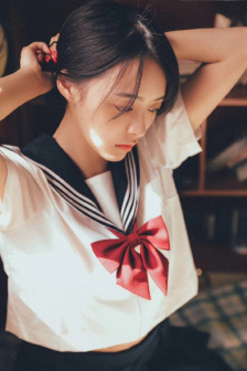 两个奶被揉的又硬又翘是怎么回事